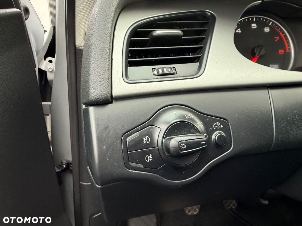 Audi A4 Limousine 1.8 TFSI Ambiente - 12