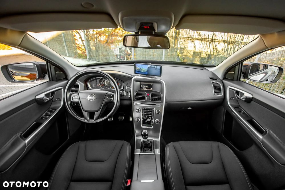 Volvo XC 60 D4 AWD Summum - 5