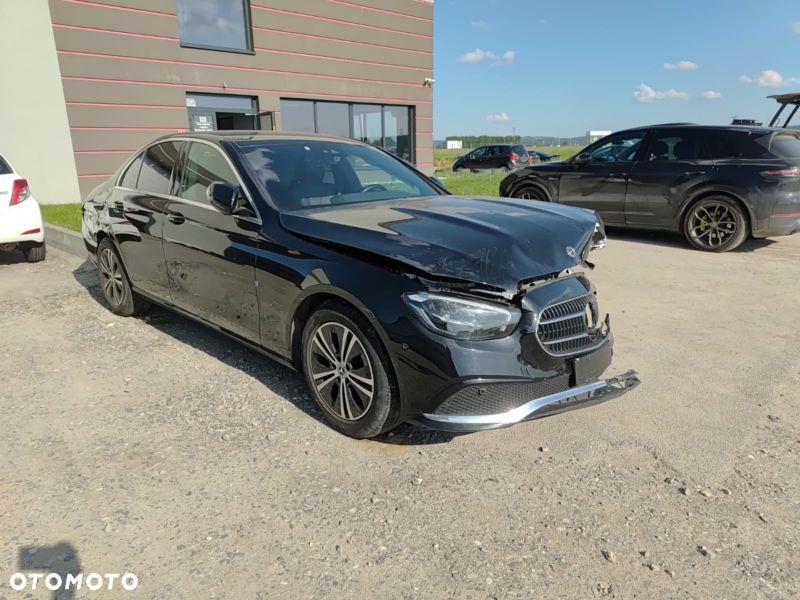 Mercedes-Benz Klasa E 220 d 9G-TRONIC - 5