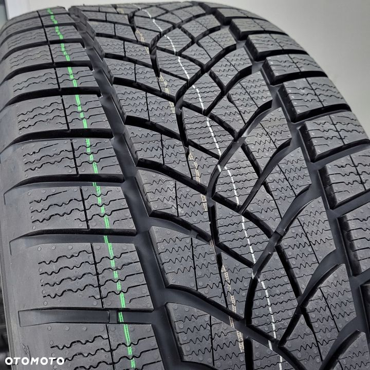 Zimowe 21 ORYGINAŁ MERCEDES EQS 297 NOWE Goodyear - 9