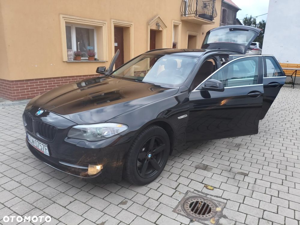 BMW Seria 5 520d Touring - 14