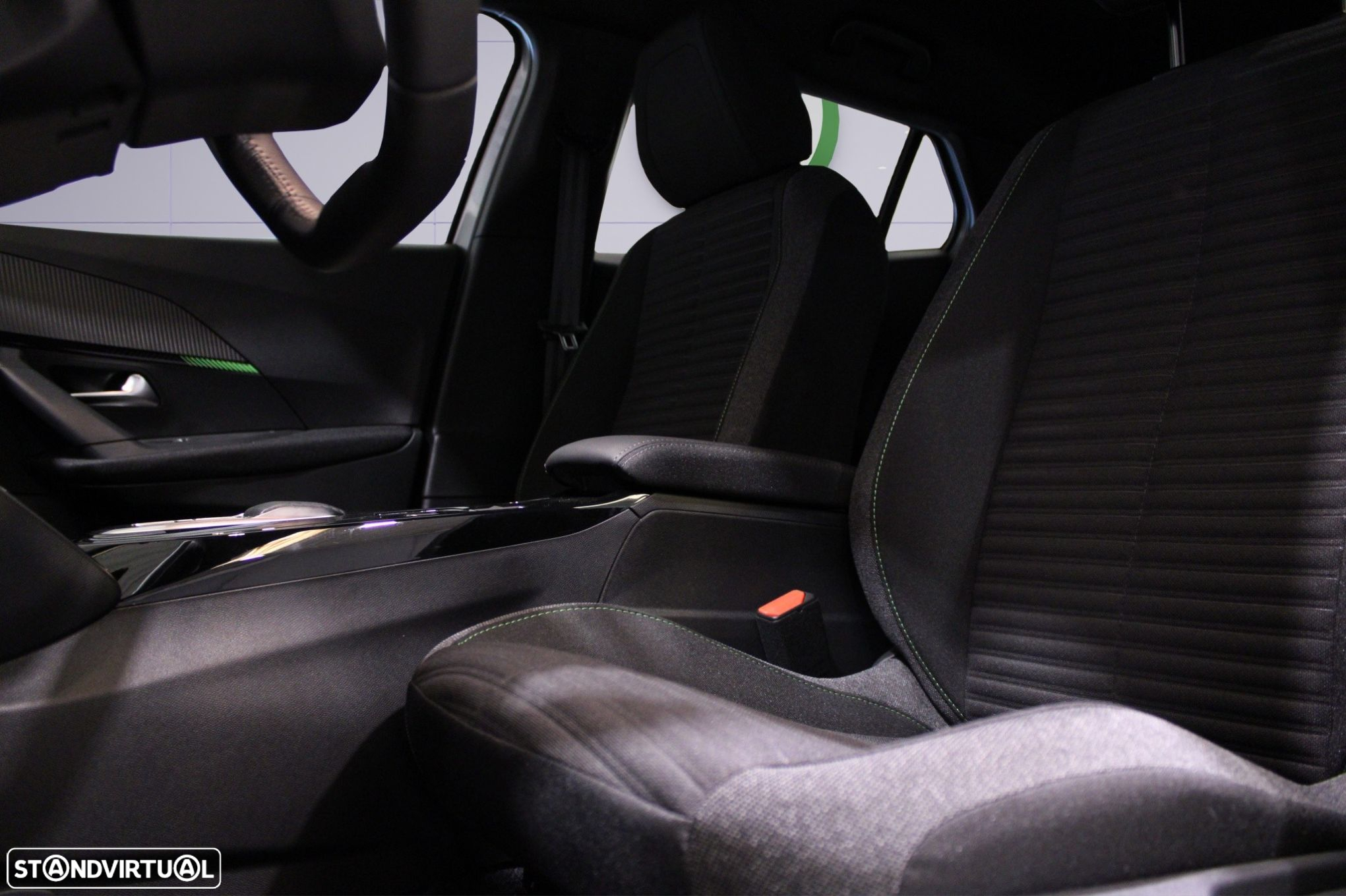 Peugeot e-2008 50 kWh Active - 10