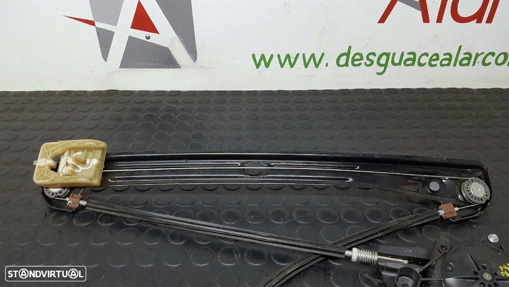 ELEVADOR FRENTE ESQUERDO VOLKSWAGEN GOLF VII LIM. ADVANCE BLUEMOTION - 4