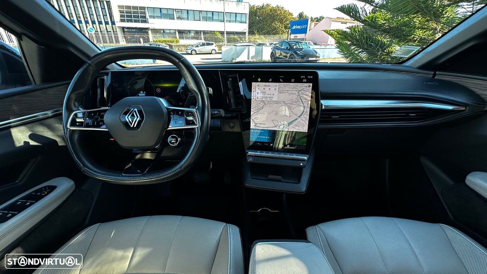 Renault Mégane E-Tech EV60 Iconic - 27