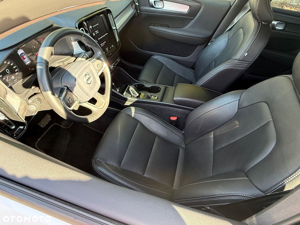 Volvo XC 40 - 12