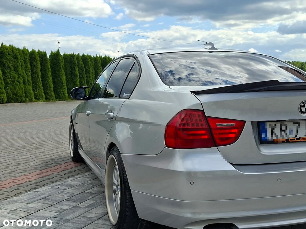 BMW Seria 3 320d - 9