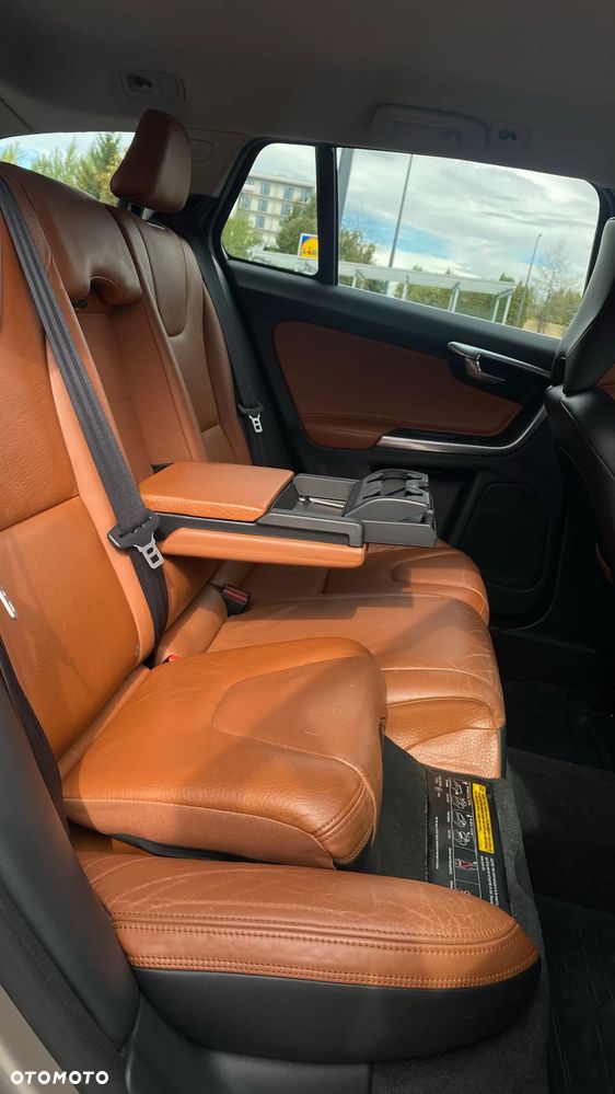 Volvo V60 T4 Summum - 20