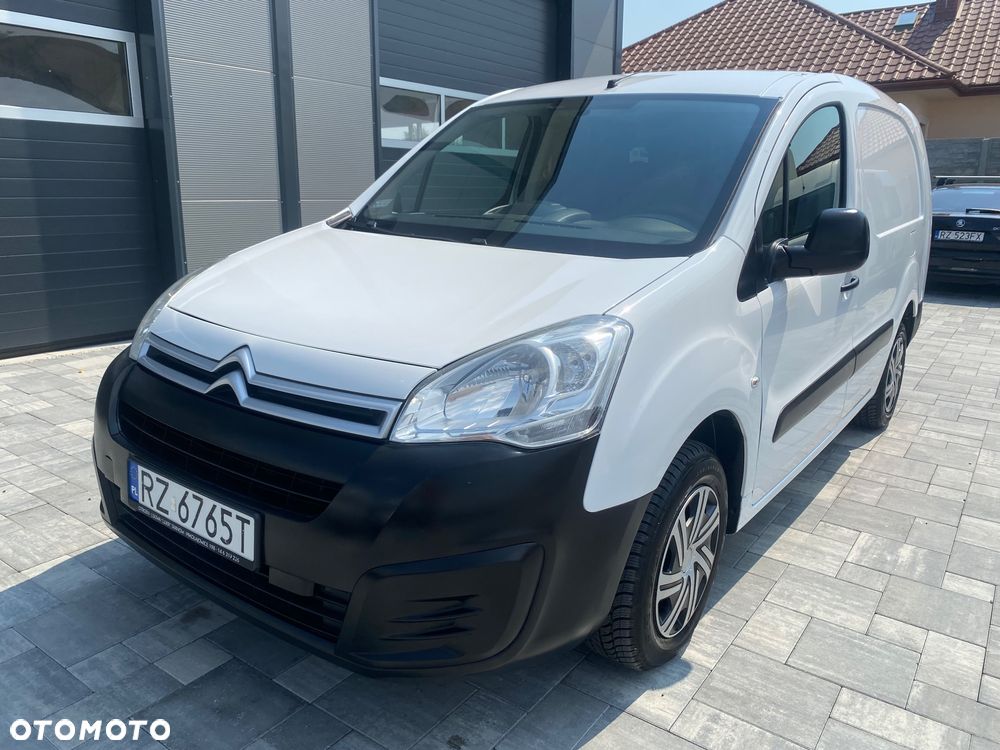 Citroën BERLINGO 1.6 HDI, MAX długi, 3-osobowy, klimatyzacja, zakupiony w salonie w Rzeszowie Bezwypadkowy serwisowany - 2