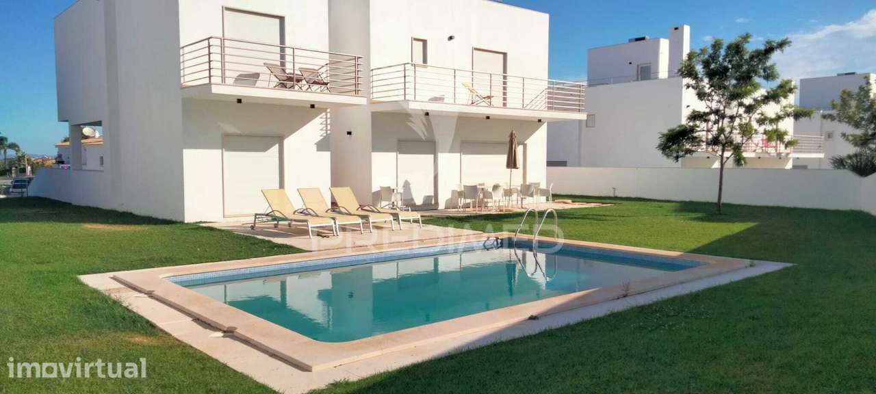Moradias de luxo Isoladas V4  com piscina e Vista para o mar - Grande imagem: 2/21