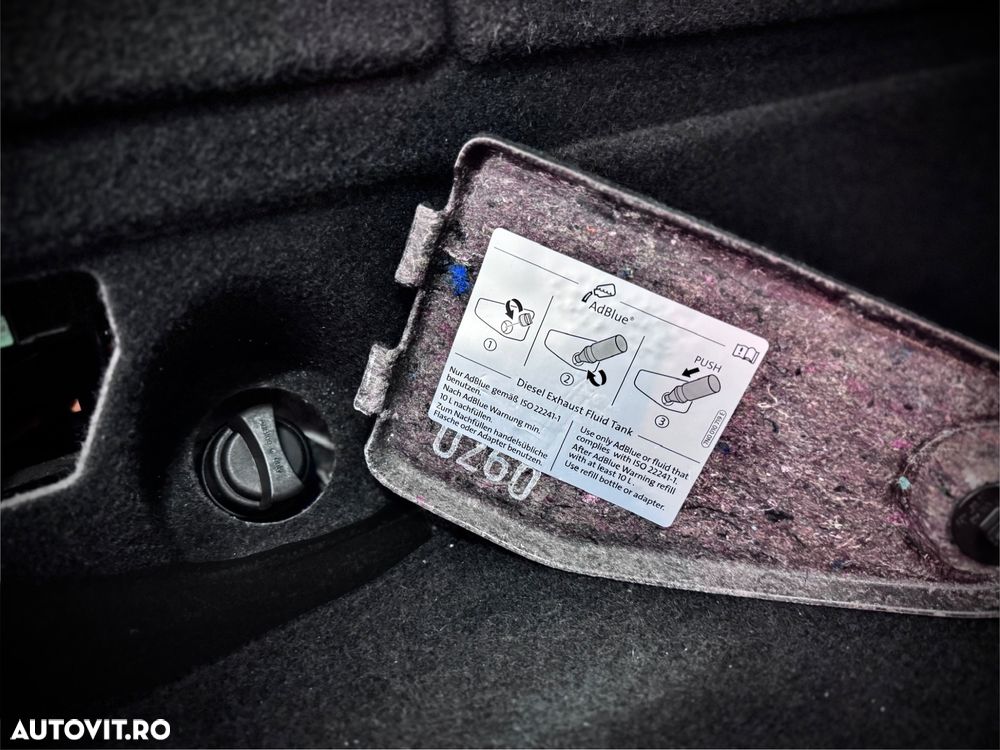 Volkswagen Sharan 2.0 TDI DSG Blue Motion Match - 27