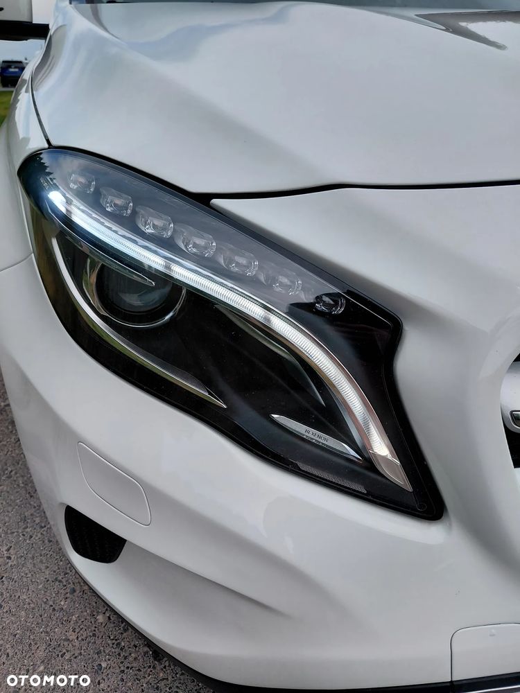 Mercedes-Benz GLA 180 (CDI) d - 23