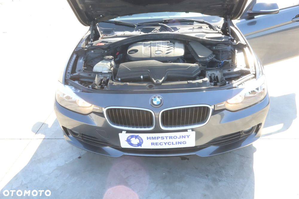 BMW Seria 3 318d - 13