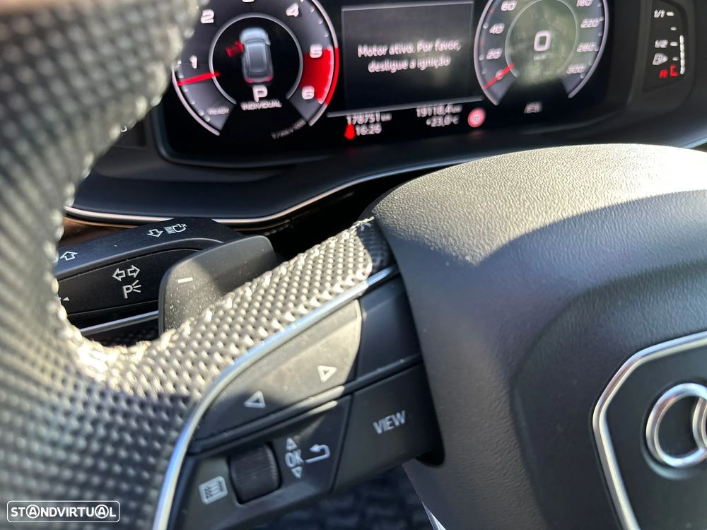 Audi SQ8 4.0 TDI quattro Tiptronic - 33