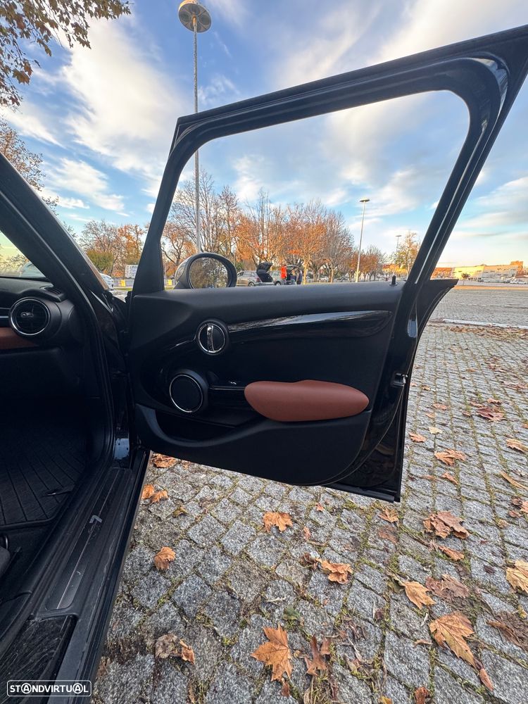 MINI 5 Portas Cooper Aut. Seven Chili - 12