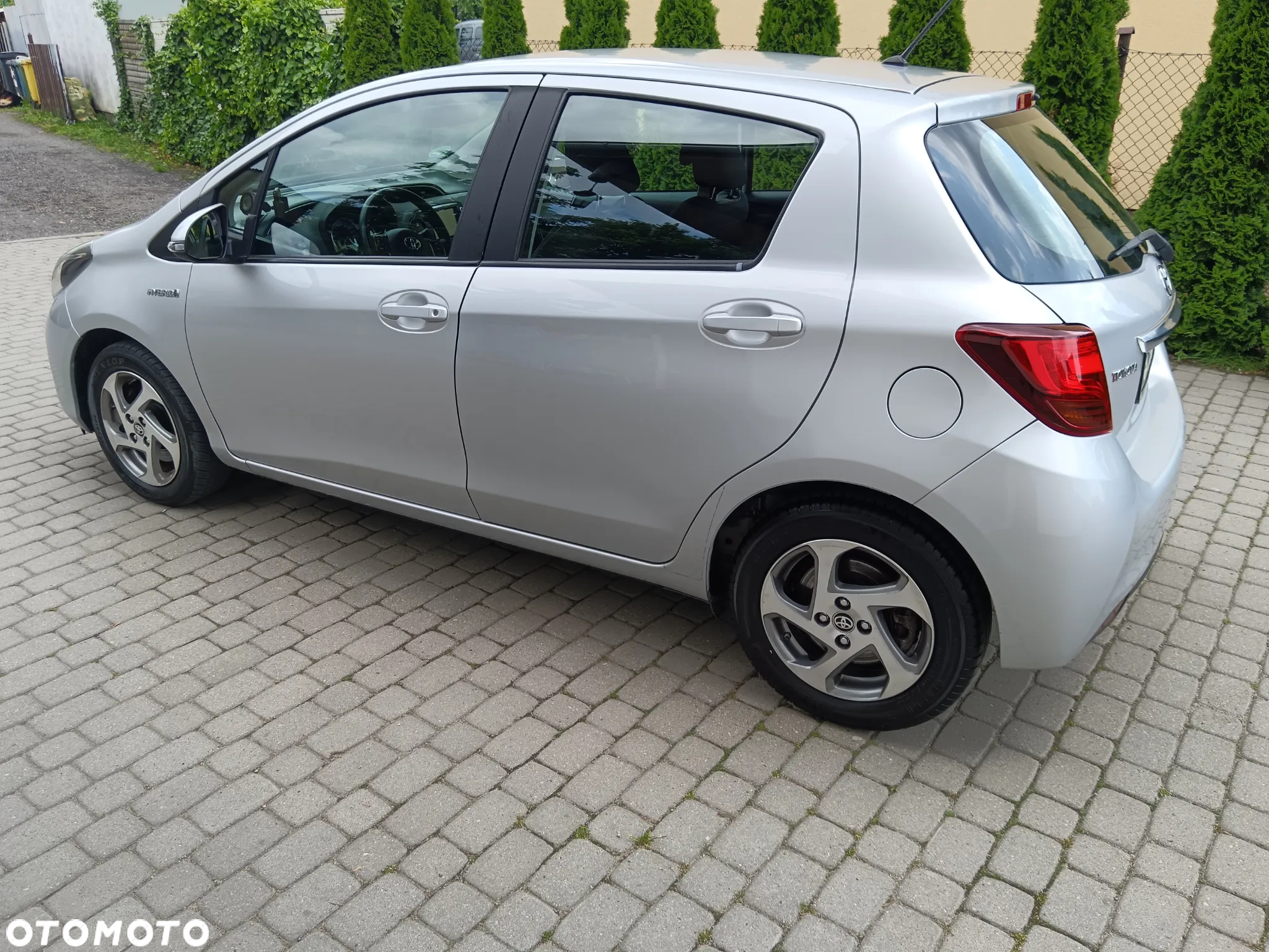 Toyota Yaris - 4