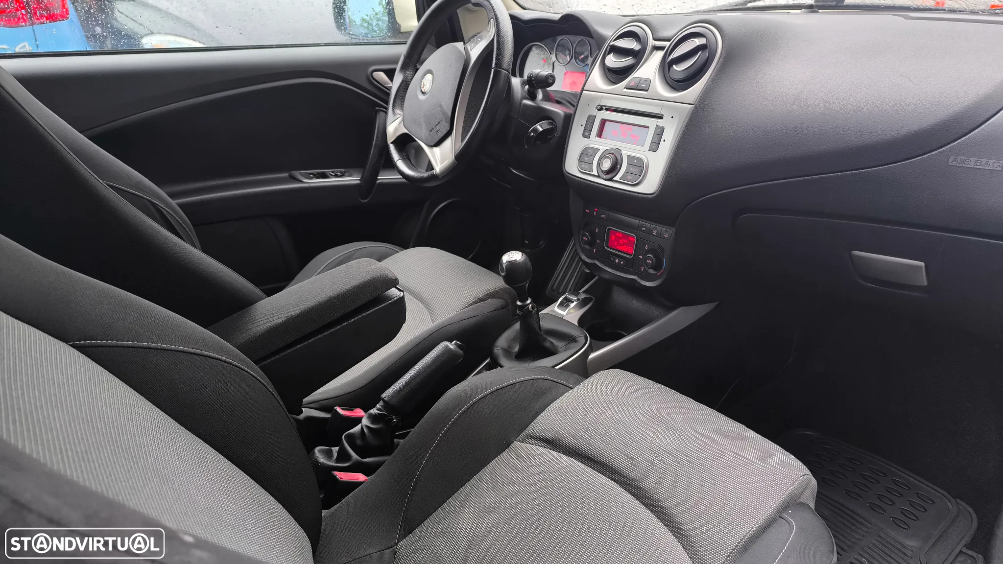 Alfa Romeo MiTo 1.3 JTD Distinctive - 10