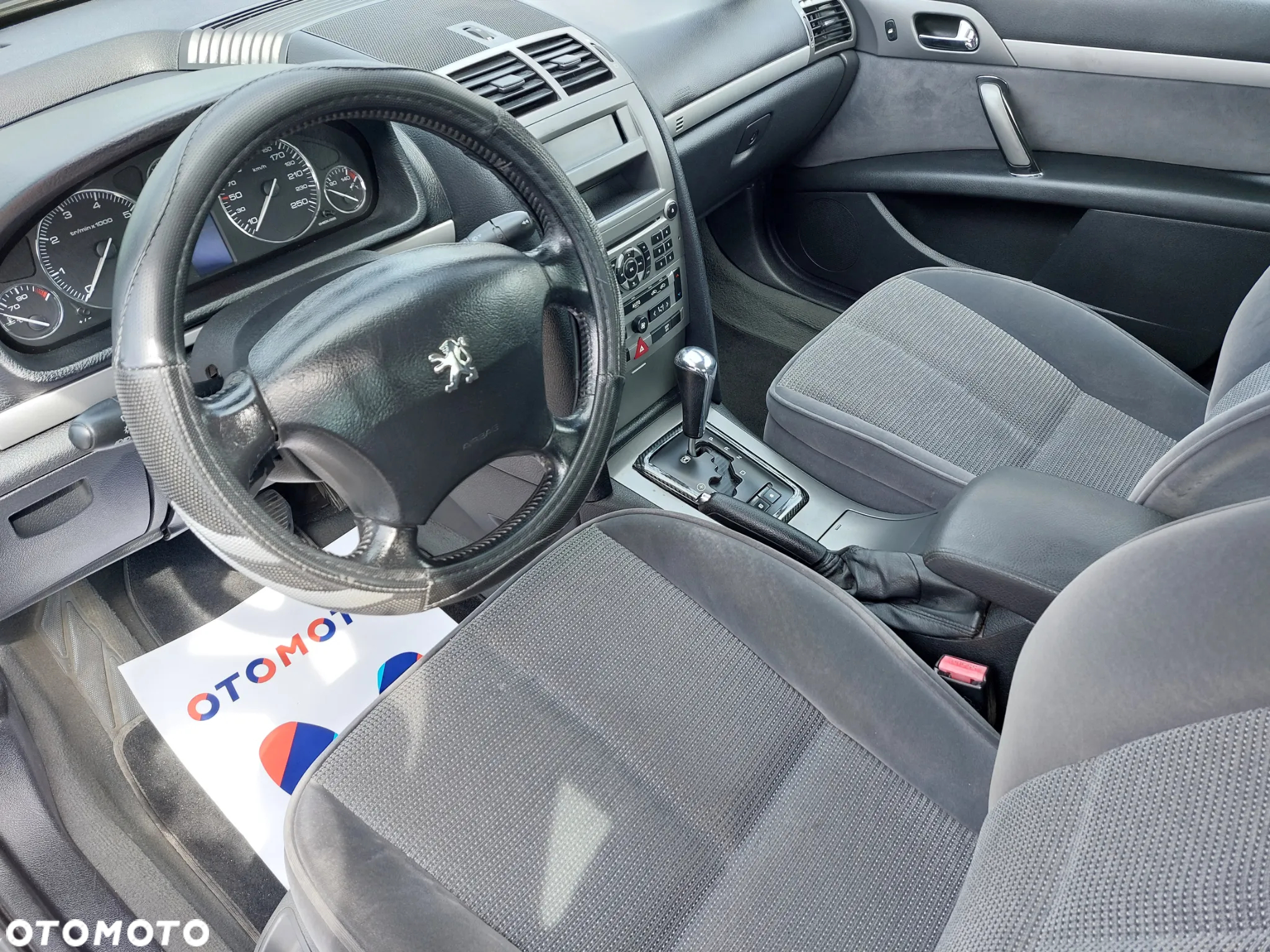 Peugeot 407 - 8