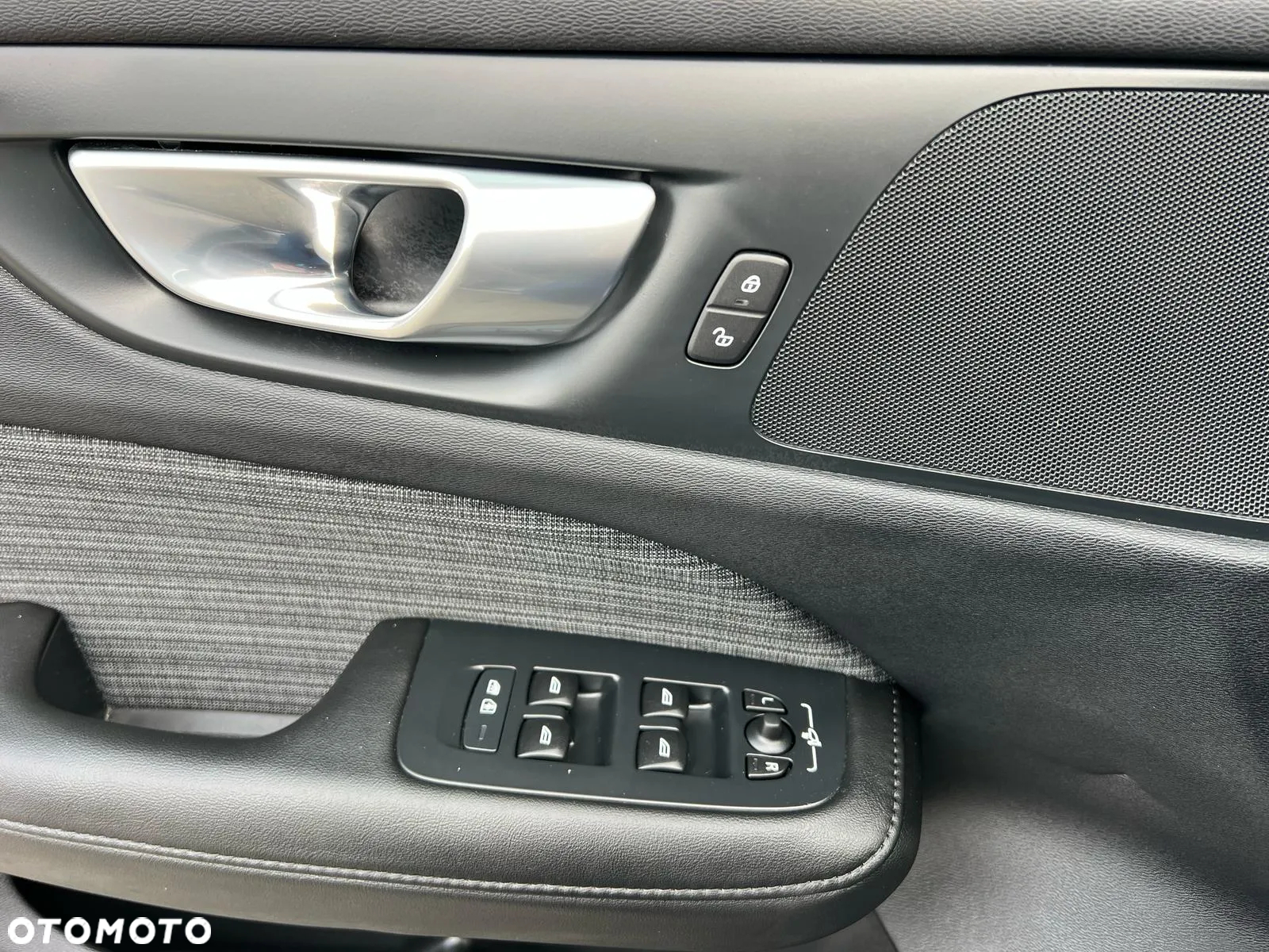 Volvo V60 B3 B DKG Core - 15