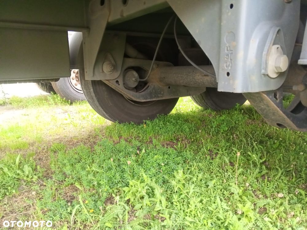 Fruehauf izoterma/ kontener / osie saf -FRANCJA - 8