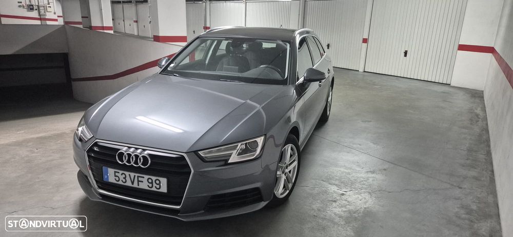 Audi A4 Avant 2.0 TDI Design S tronic - 1
