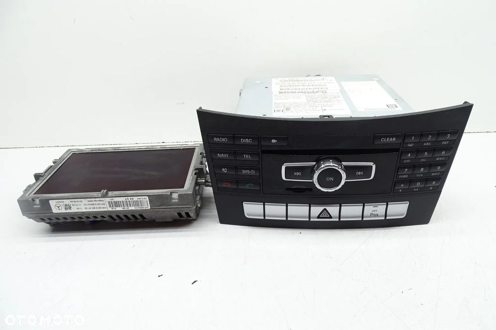 Mercedes E Klasa W212 LIFT Radio Monitor A2129000319 A2129018103 - 2