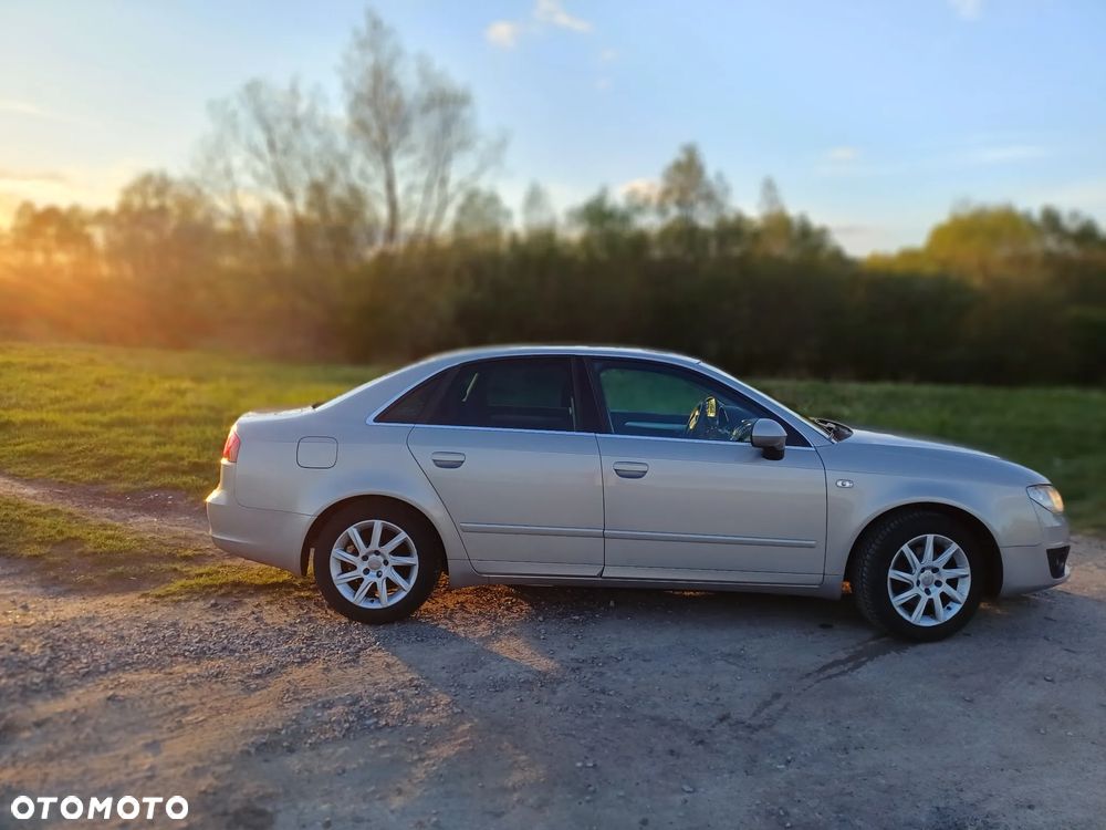 Seat Exeo 2.0 TDI DPF Style - 25