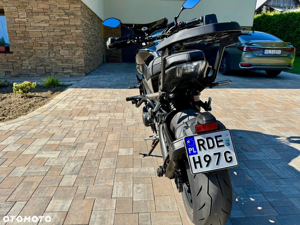Yamaha MT - 7