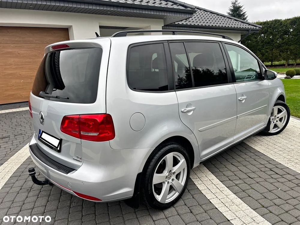 Volkswagen Touran 1.6 TDI DPF BlueMotion Technology Comfortline - 13