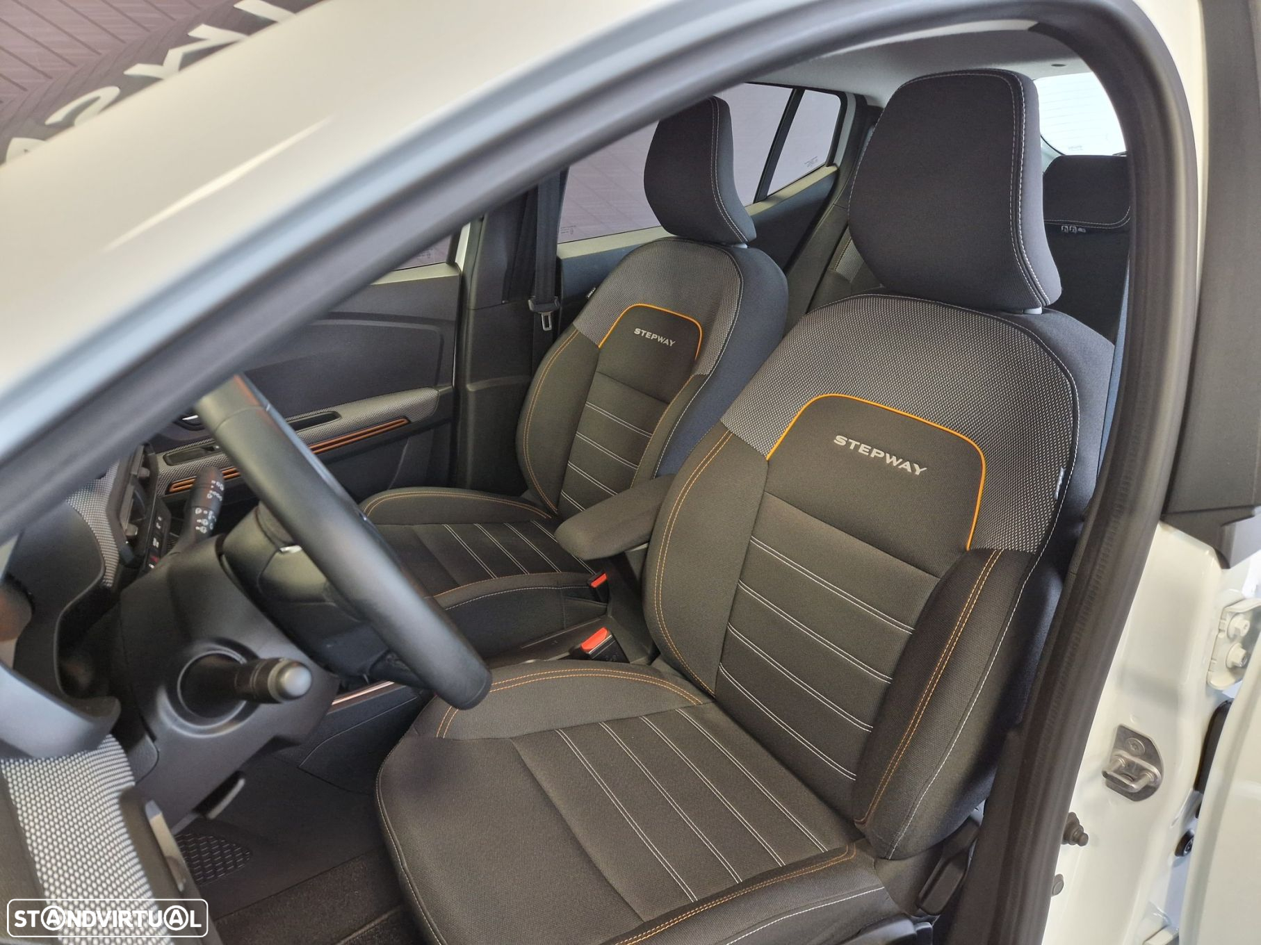 Dacia Sandero 1.0 ECO-G Stepway Comfort Bi-Fuel - 8