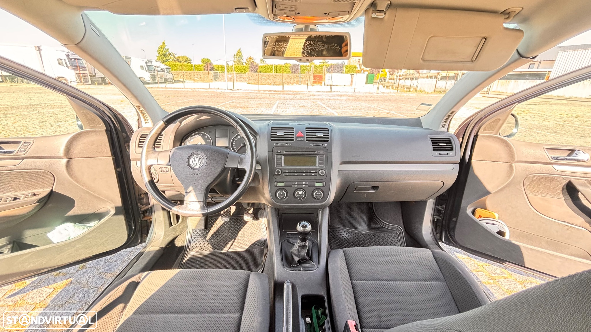 VW Golf - 6