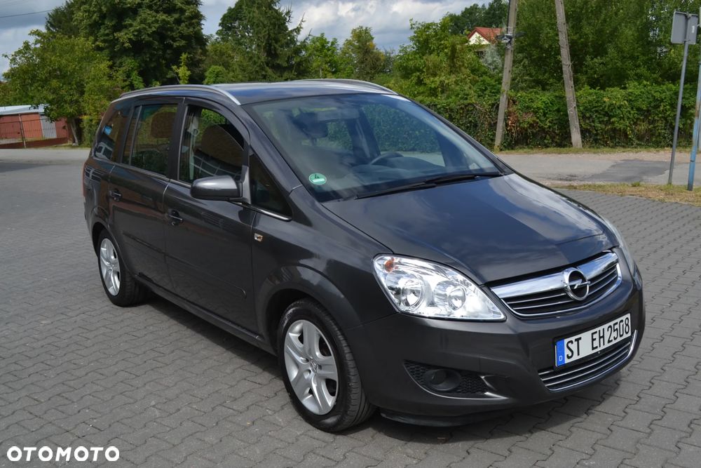 Opel Zafira 1.6 ecoFLEX Family - 36
