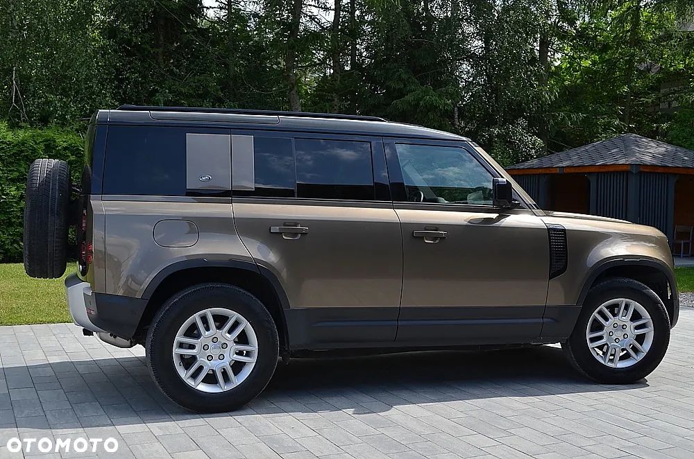 Land Rover Defender 2.0 D240 S - 10