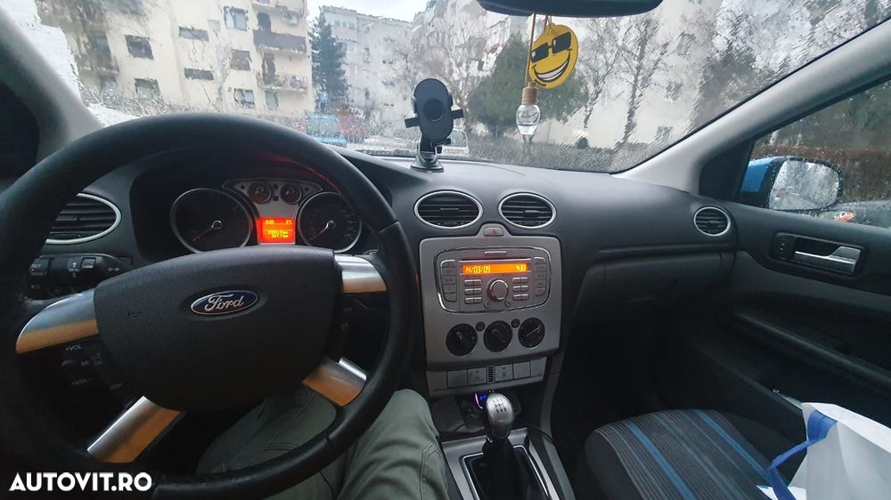 Ford Focus - 5