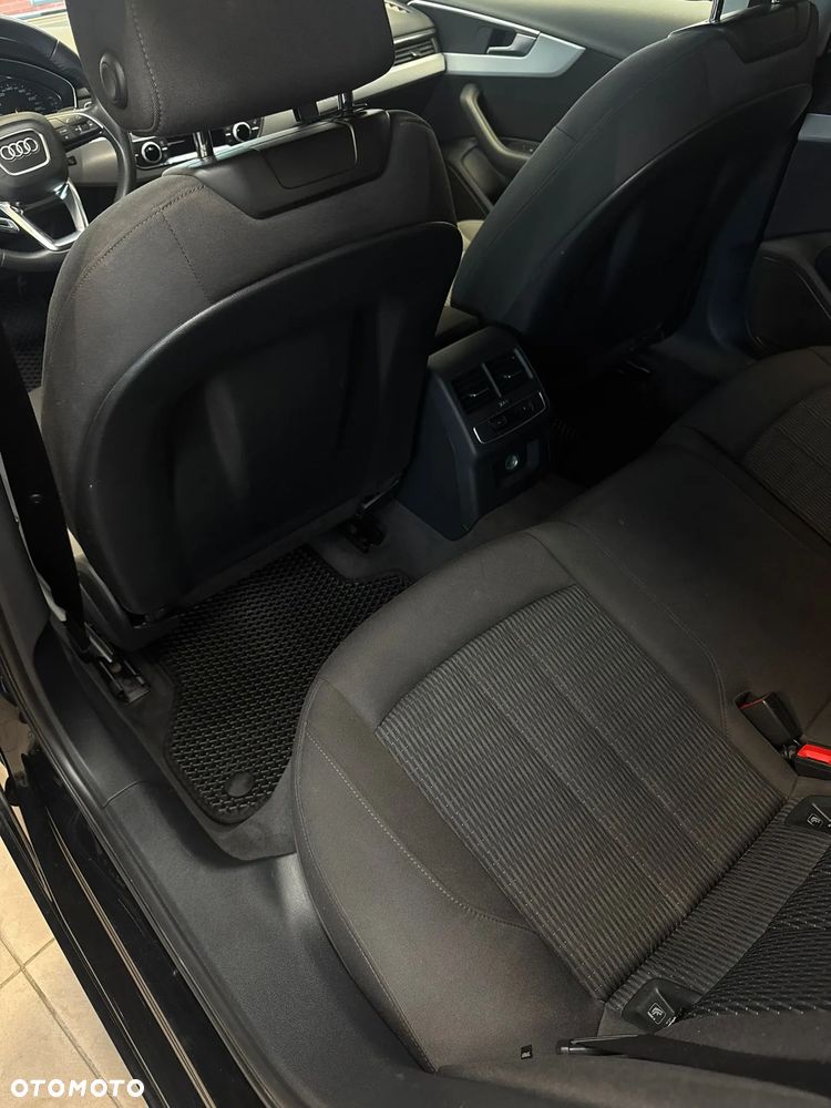 Audi A4 Avant 40 TDI Quattro S tronic - 10