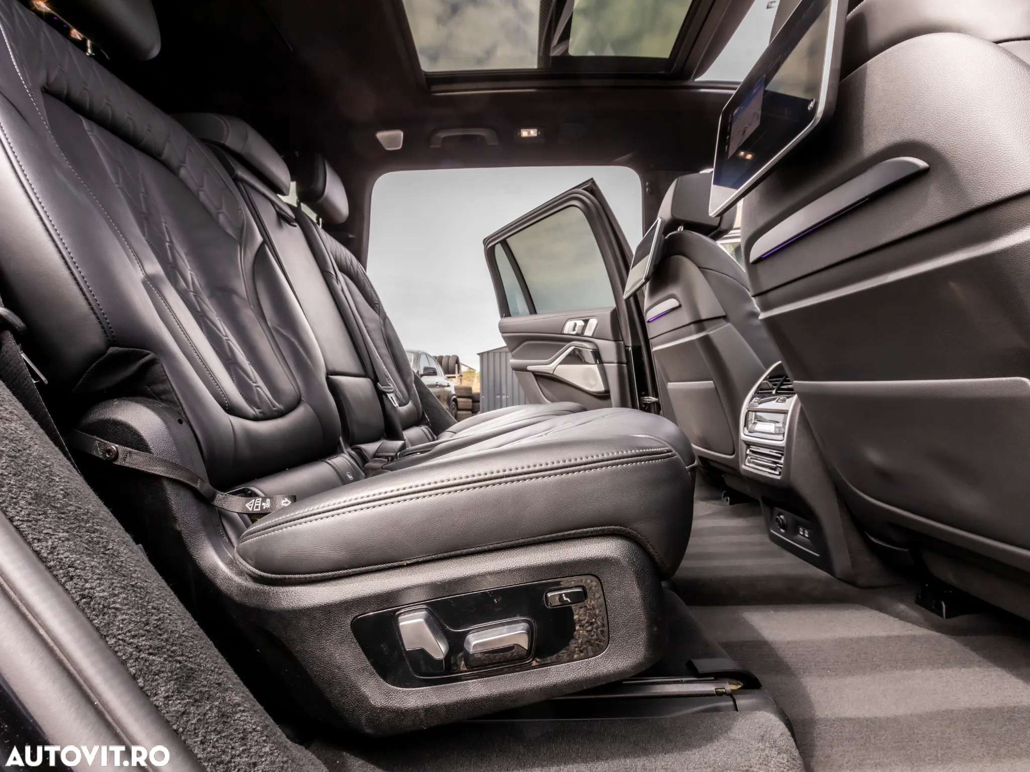 BMW X7 M50d - 14