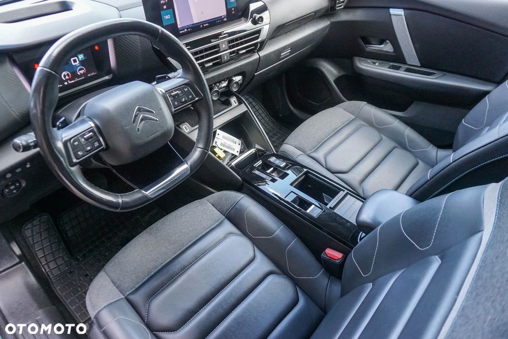 Citroën C4 1.2 PureTech Shine S&S EAT8 - 26