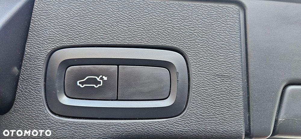 Volvo XC 60 D4 Momentum - 15