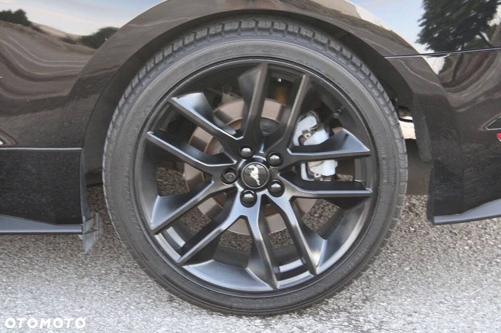 Ford Mustang 5.0 V8 GT - 10