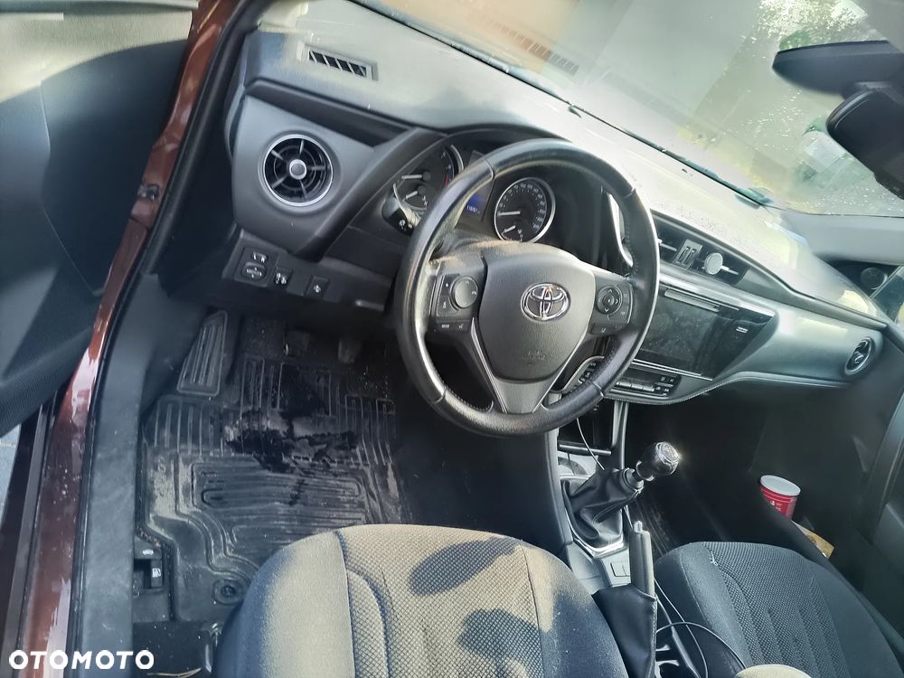 Toyota Corolla 1.6 Comfort - 5