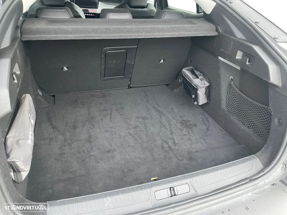 Peugeot 408 1.2 PureTech Allure EAT8 - 15