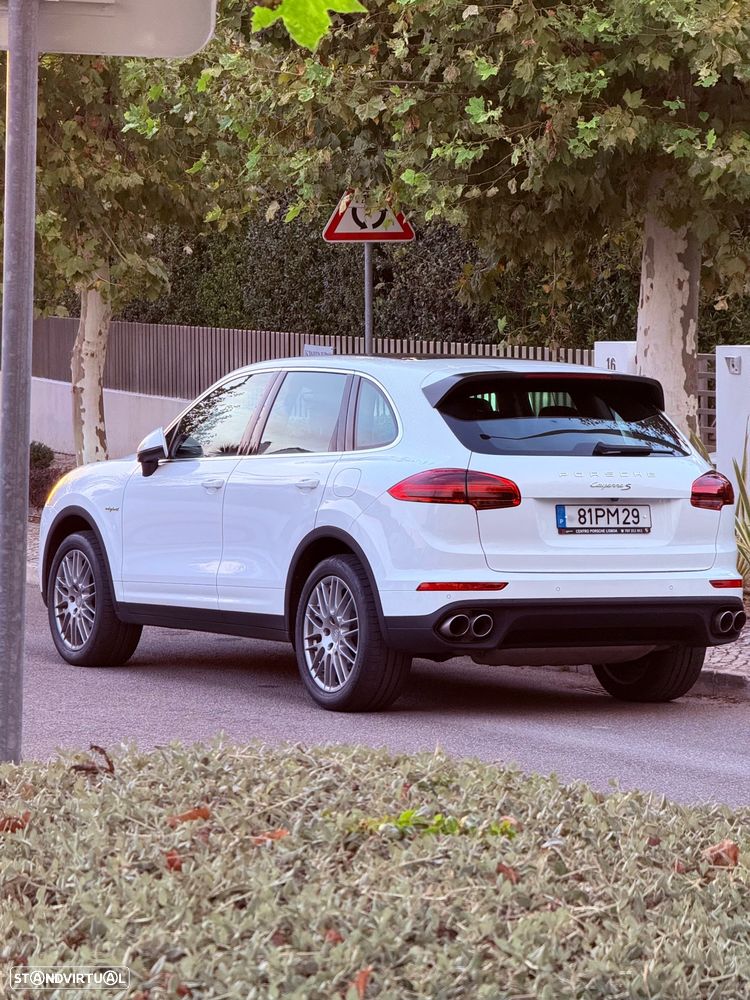 Porsche Cayenne — fotografia 42