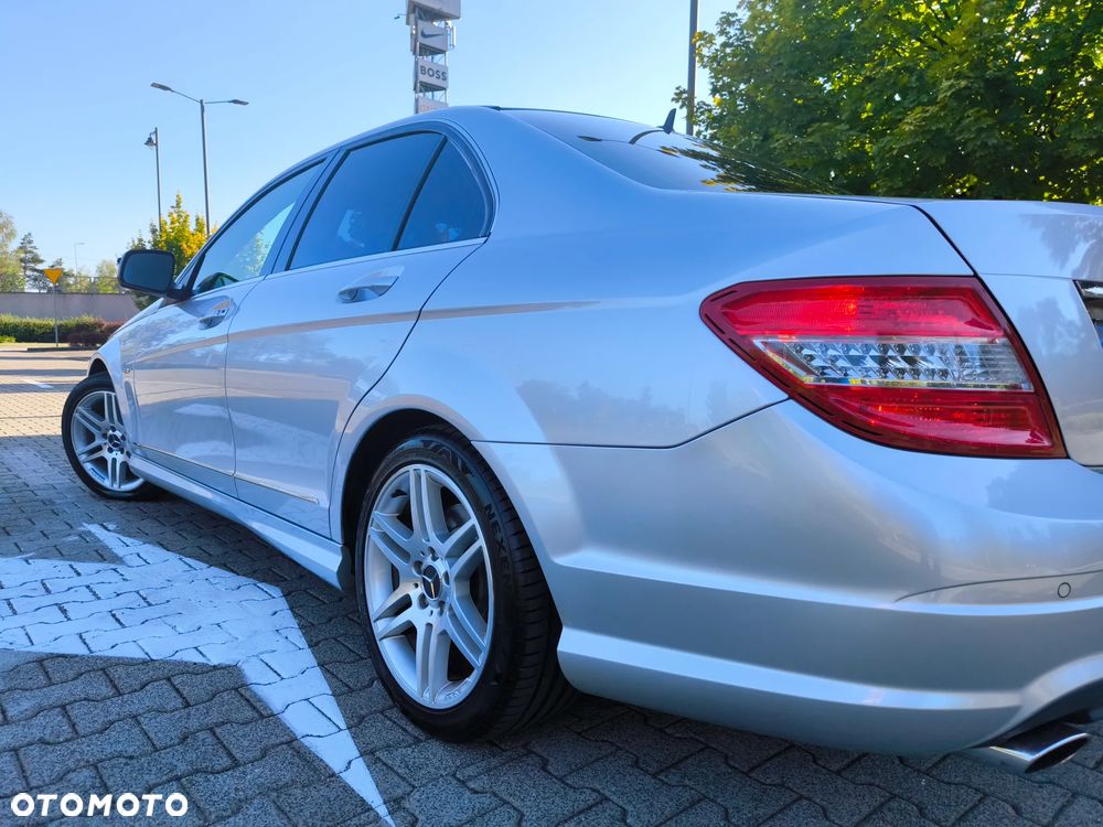Mercedes-Benz Klasa C 200 Kompressor Avantgarde - 27