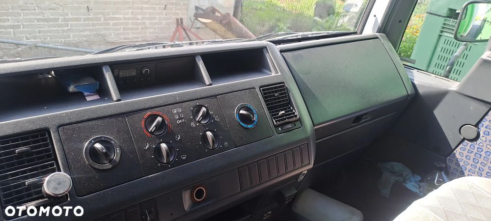 MAN LE 12 220 - 5