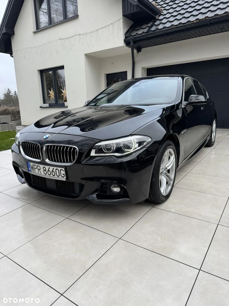 BMW Seria 5 525d xDrive - 2