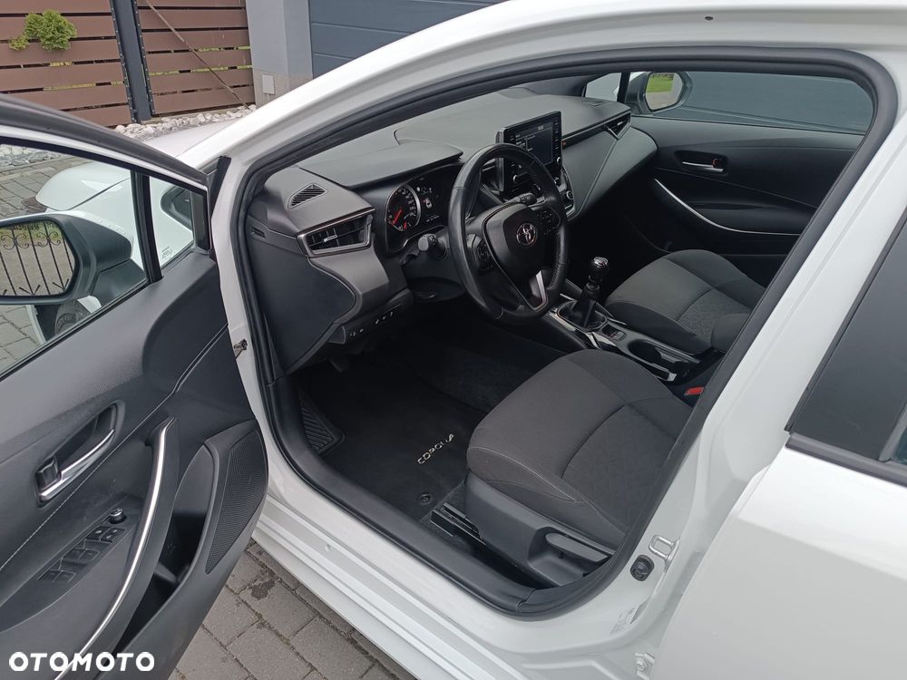 Toyota Corolla 1.2 Turbo Comfort - 13
