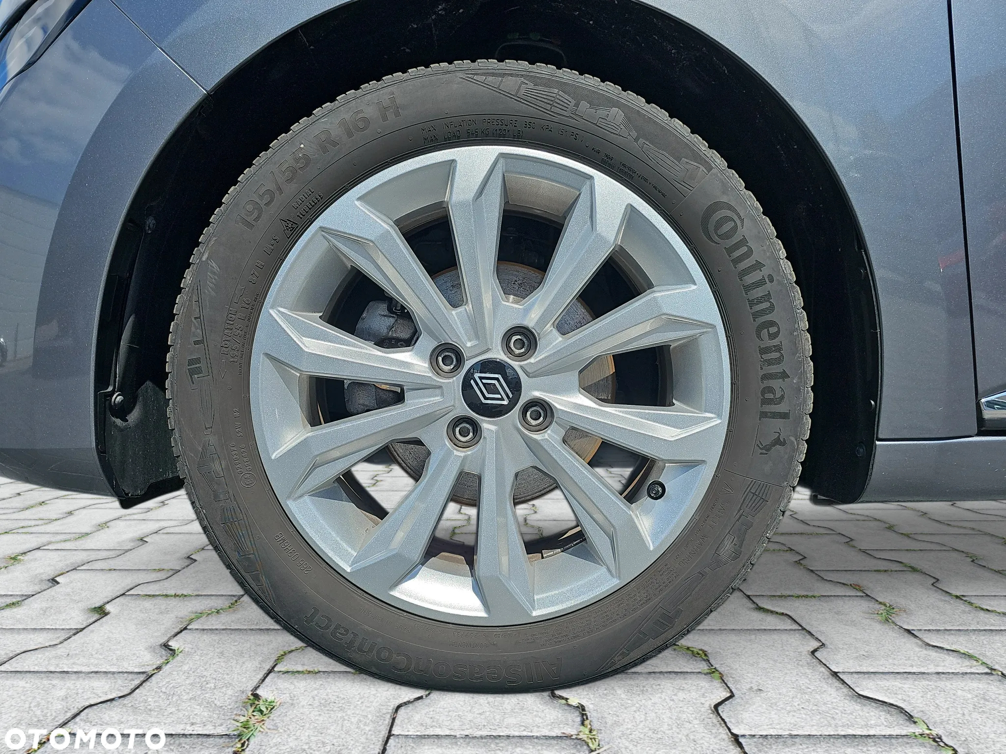 Renault Clio 1.0 TCe Evolution - 27