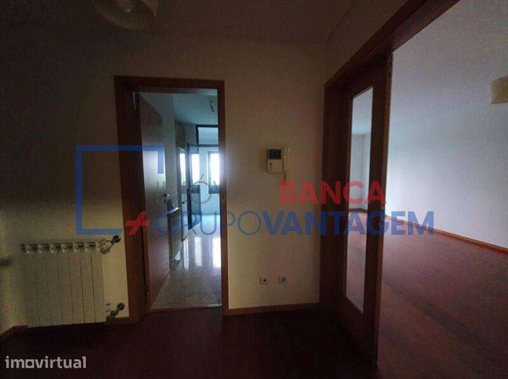 Apartamento, para venda, Vila Nova de Gaia - Oliveira do Douro - Grande imagem: 5/9