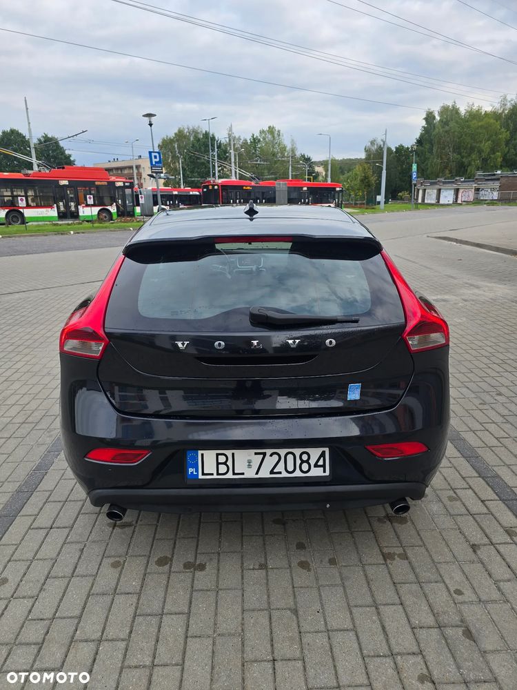 Volvo V40 2014 photo 2