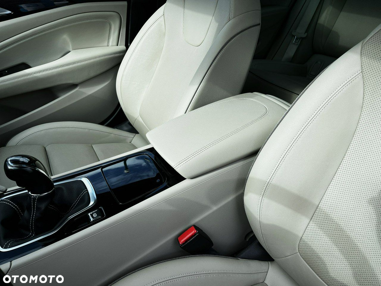 Opel Insignia - 33