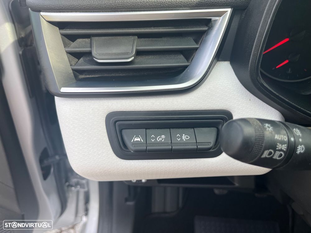 Renault Clio 1.0 TCe Limited Bi-Fuel - 25
